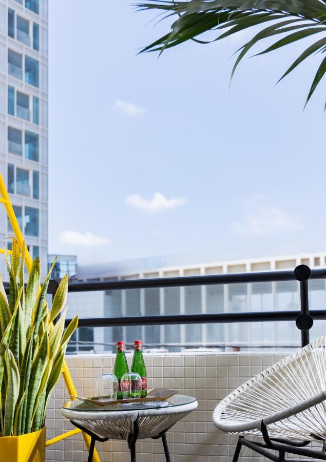 Beach Hotel By Zvieli Hotels Tel Aviv Exterior foto