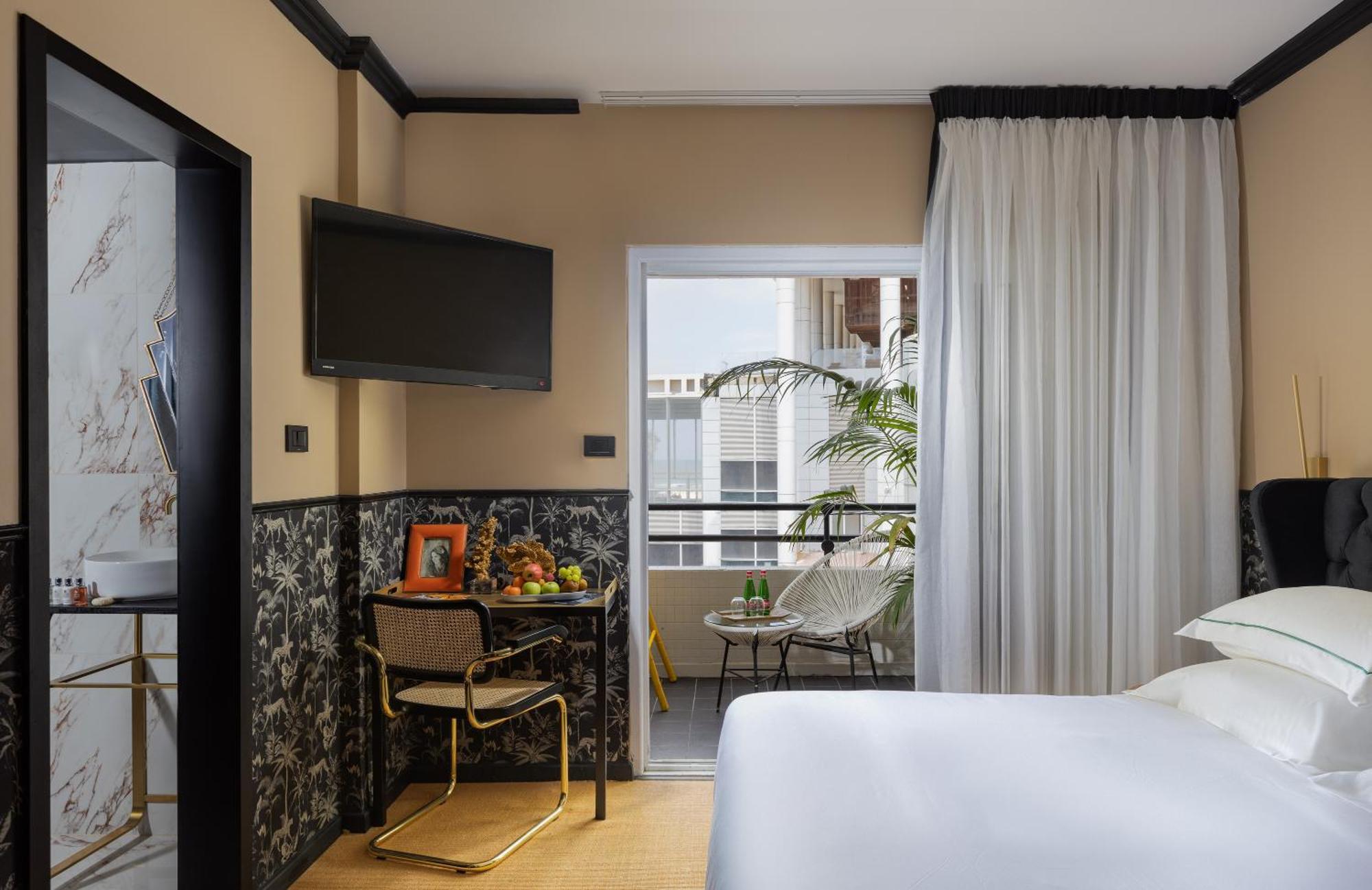 Beach Hotel By Zvieli Hotels Tel Aviv Habitación foto